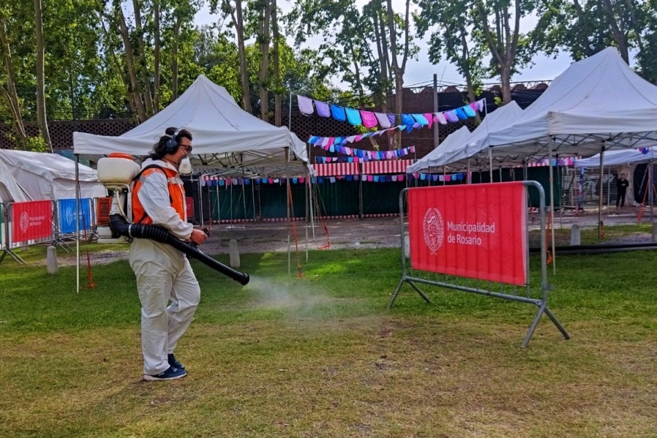 536959 | El municipio refuerza la fumigación en el predio de Colectividades  - Secretaría de Ambiente y Espacio Público