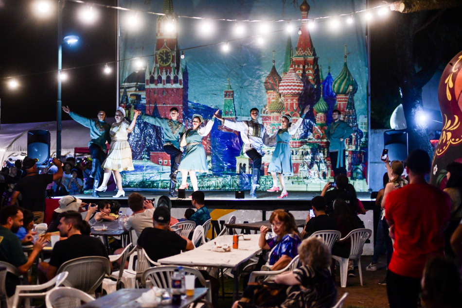 537750 | A puro baile en Colectividades 2024 - Guillermo Buelga