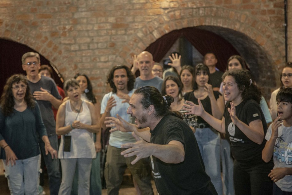 538153 | Entrega diplomas Plan ciudadano de lectura Rosario Lee + Latido Américano en Casa del Tango - Sec. de Cultura y Educación (Guillermo Turin Bootello)
