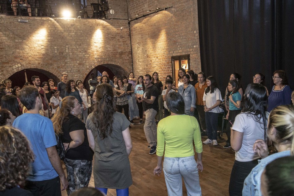 538152 | Entrega diplomas Plan ciudadano de lectura Rosario Lee + Latido Américano en Casa del Tango - Sec. de Cultura y Educación (Guillermo Turin Bootello)
