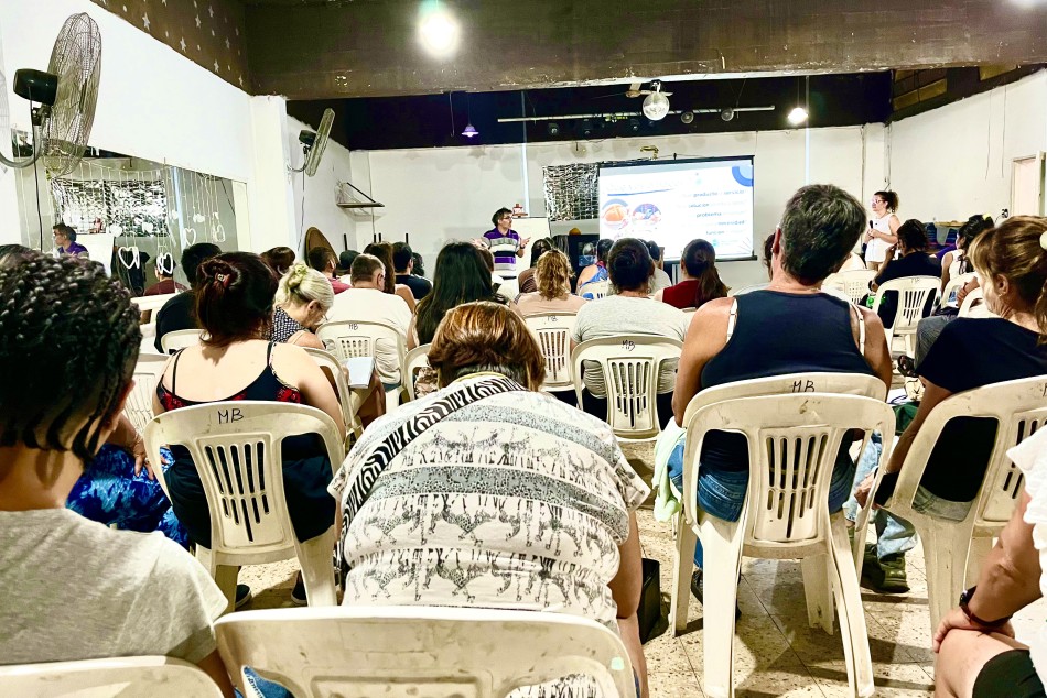 553103 | Rosario Emprende: arrancó la primera edición 2025 en todos los distritos de Rosario - Secretaría de Desarrollo Humano y Hábitat