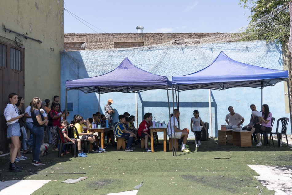 554686 | Lectura de Cuentos Previa al Clásico-Club Riviera  - Silvina La Calamita