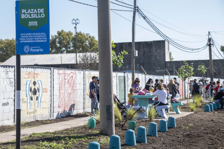 567492 | Inauguración Plaza de Bolsillo Río de Janeiro y 27 de Febrero - Subsecretaría de Comunicación Social (Silvio Moriconi)