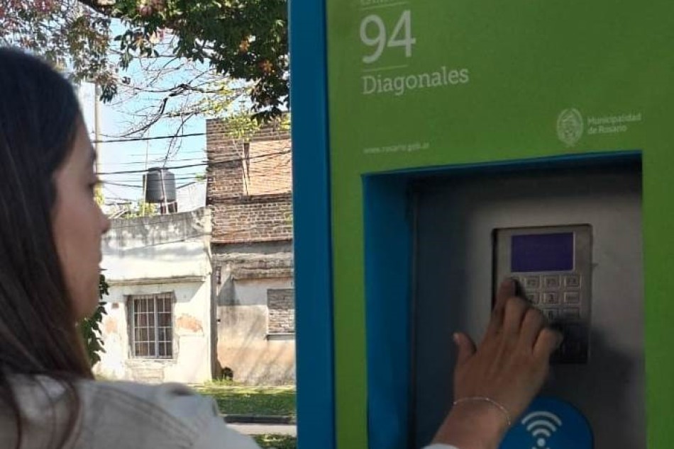 567743 | Rosario celebra el Dia de la Bici y suma una estación de bicicletas públicas -