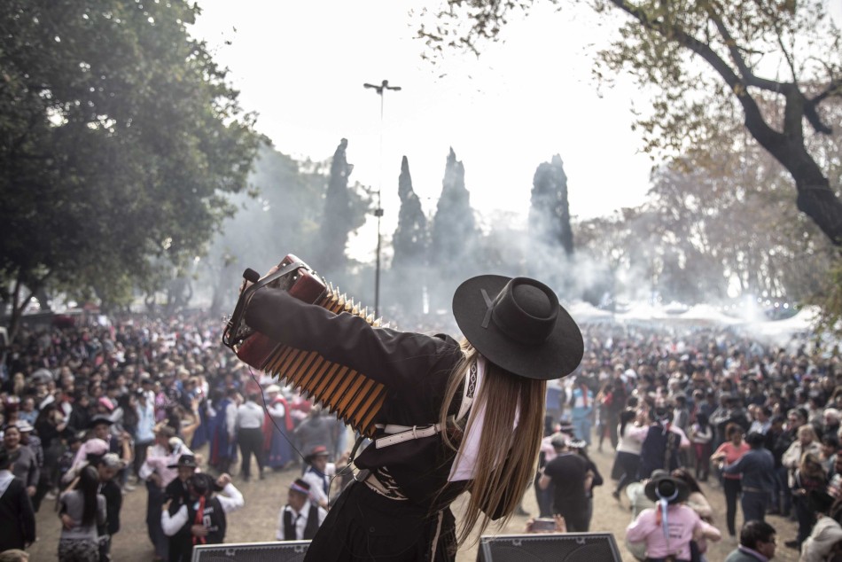 584986 | Día de la Bandera - Guillermo Turin Bootello