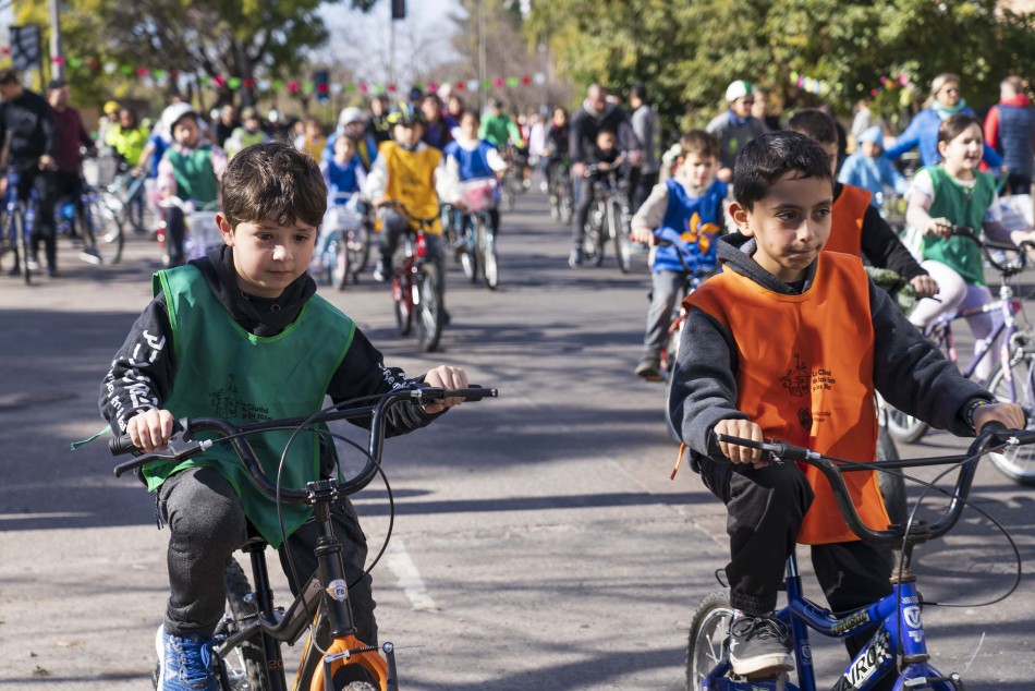 595694 | Bicicleteada - Estación Embarcadero - Sec. Cultura y Educación / Silvina La Calamita