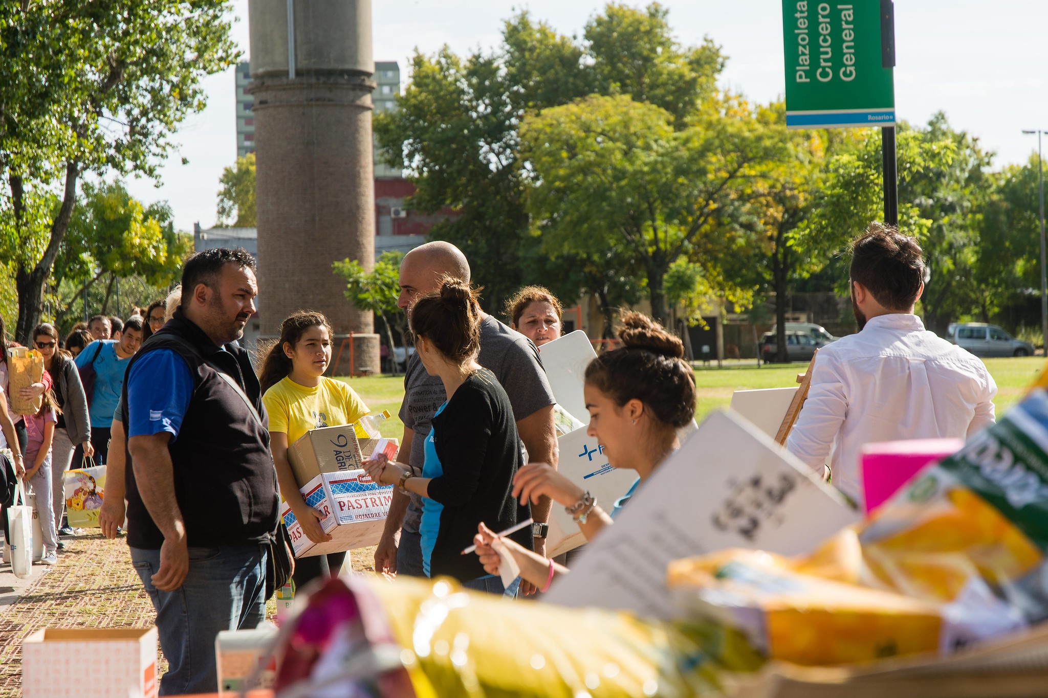 Noticias MR Canjeamos por Naturaleza llega a la plaza Buratovich