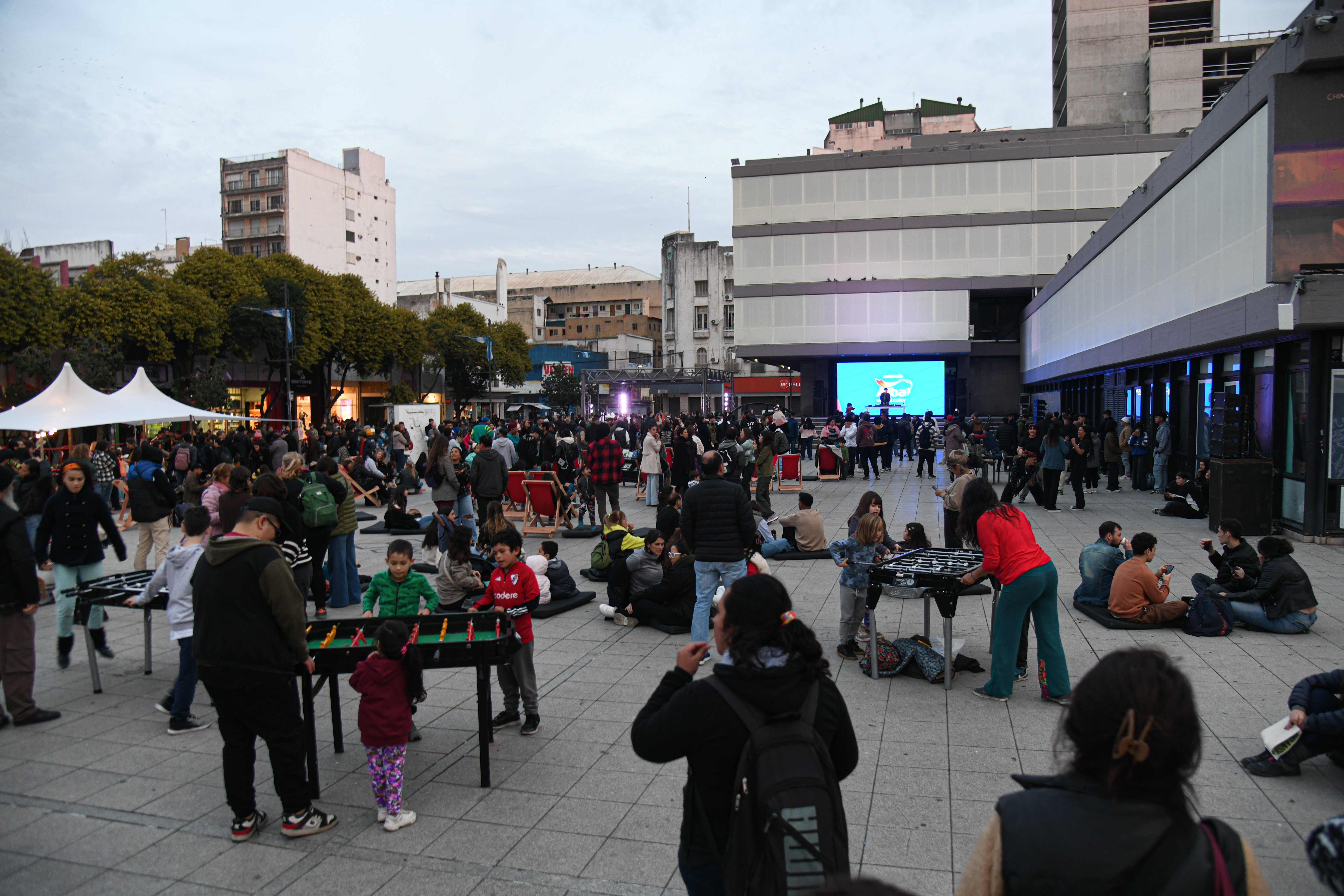 Noticias MR | El Cultural Fontanarrosa inaugura el Club Cultural y la muestra Ciudad Hip Hop