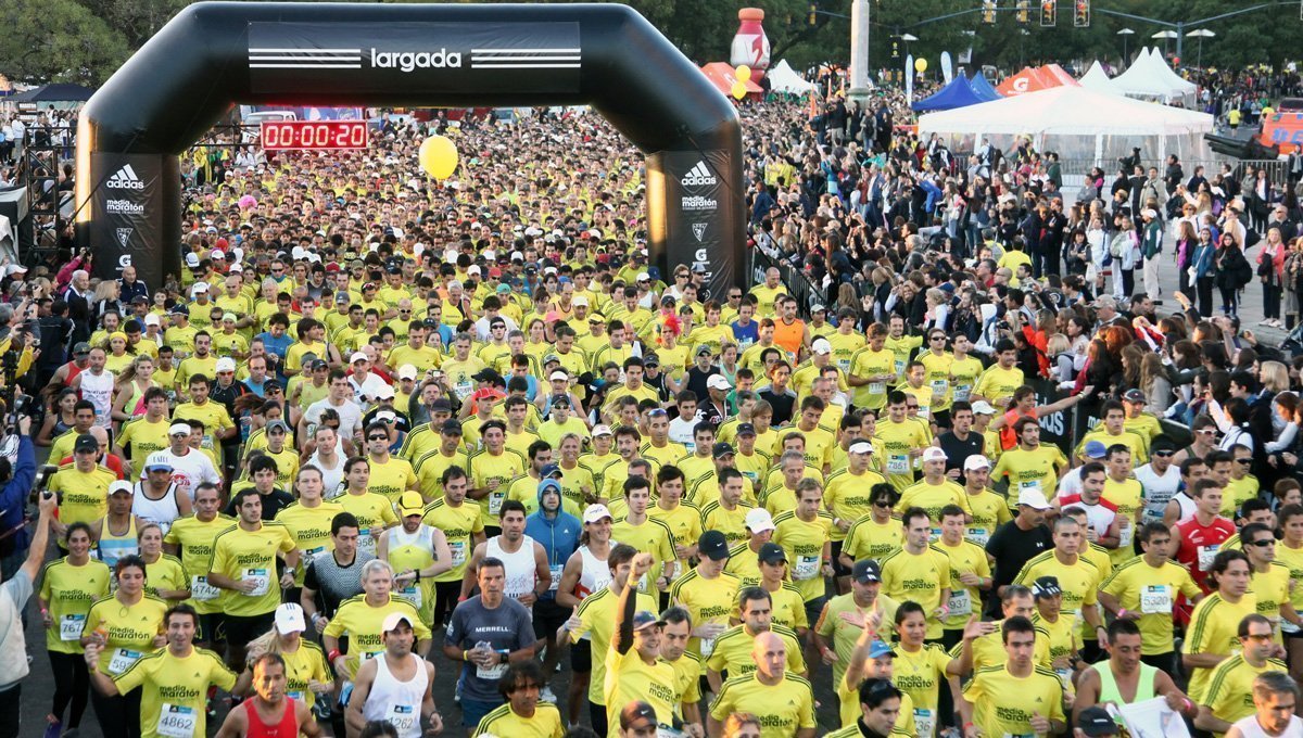 Noticias MR | Agenda deportiva: Rosario recibe el mejor tenis de menores de Sudamérica y se corre la Media Maratón