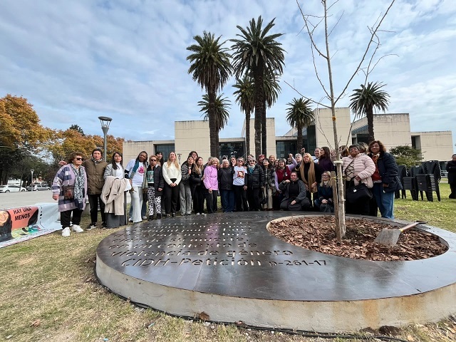 Noticias MR | Se inauguró un Memorial para Vanesa Celma: reparación y compromiso contra la violencia de género Noticias MR | Se inauguró un Memorial para Vanesa Celma: reparación y compromiso contra la violencia de género