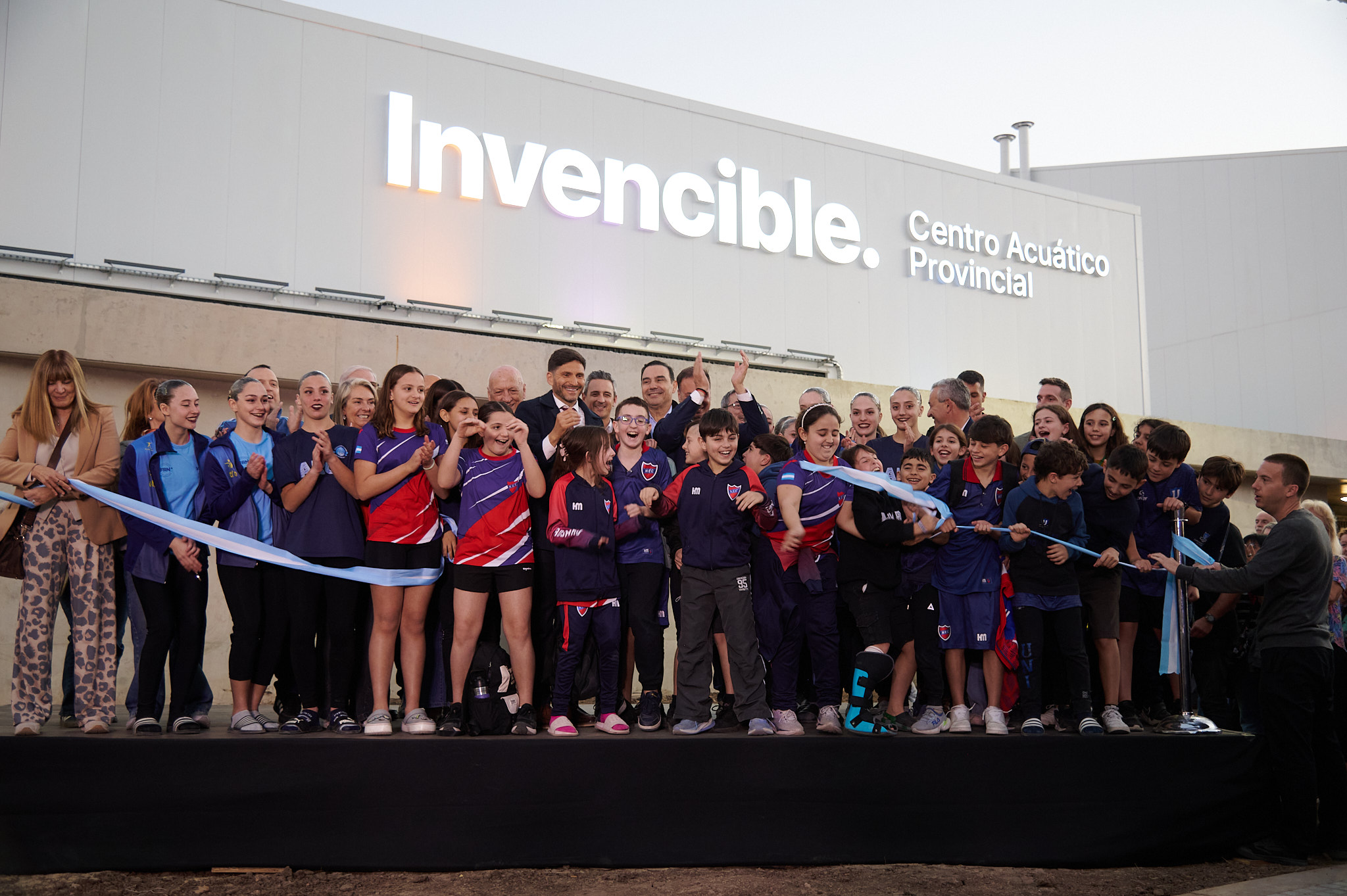 Noticias MR | Se inauguró el Invencible Centro Acuático, nuevo escenario deportivo de primer nivel en Rosario