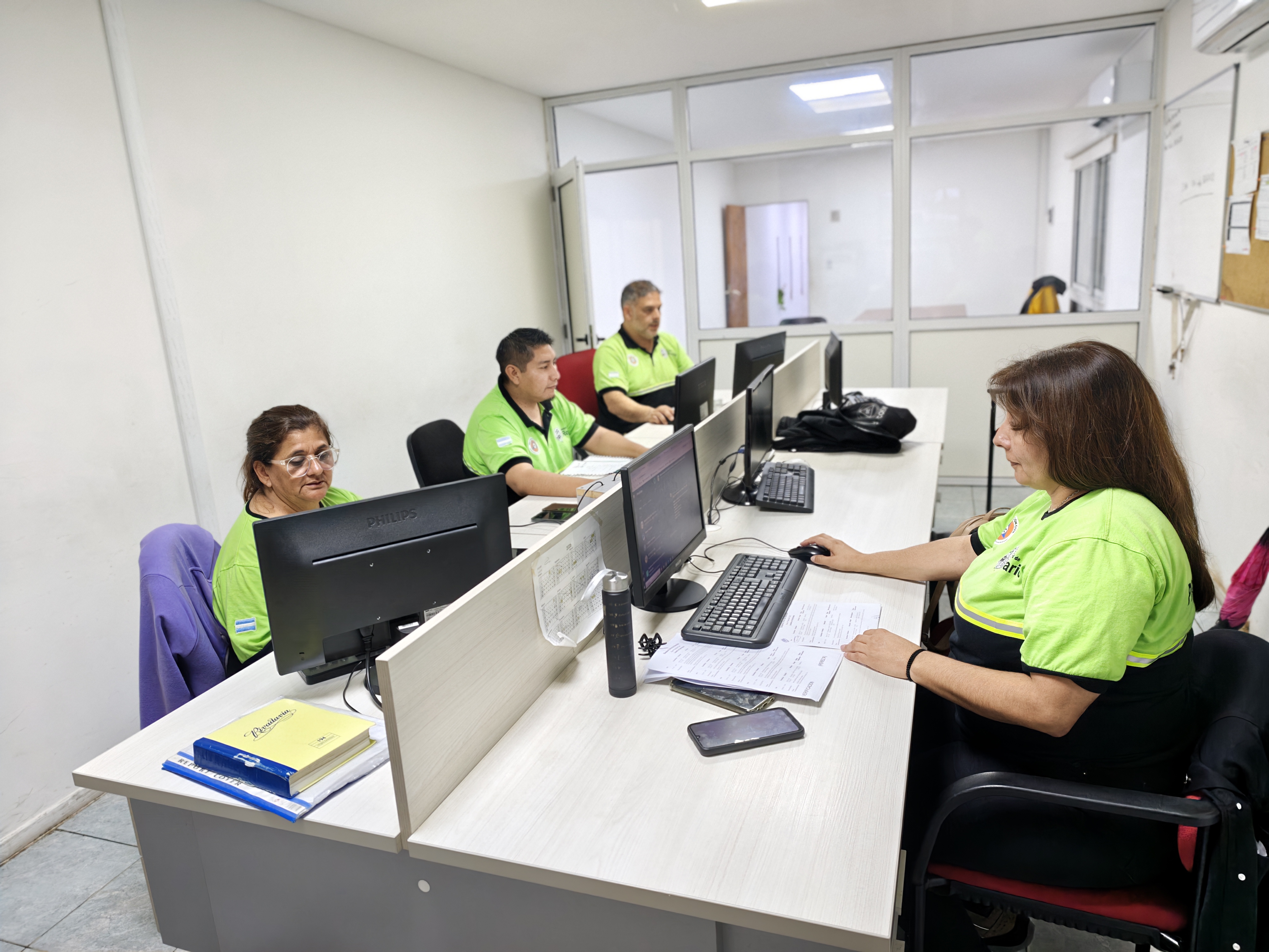 Noticias MR | Protección Civil reforzó equipos y resolvió más de la mitad de los reclamos en las primeras horas del alerta naranja