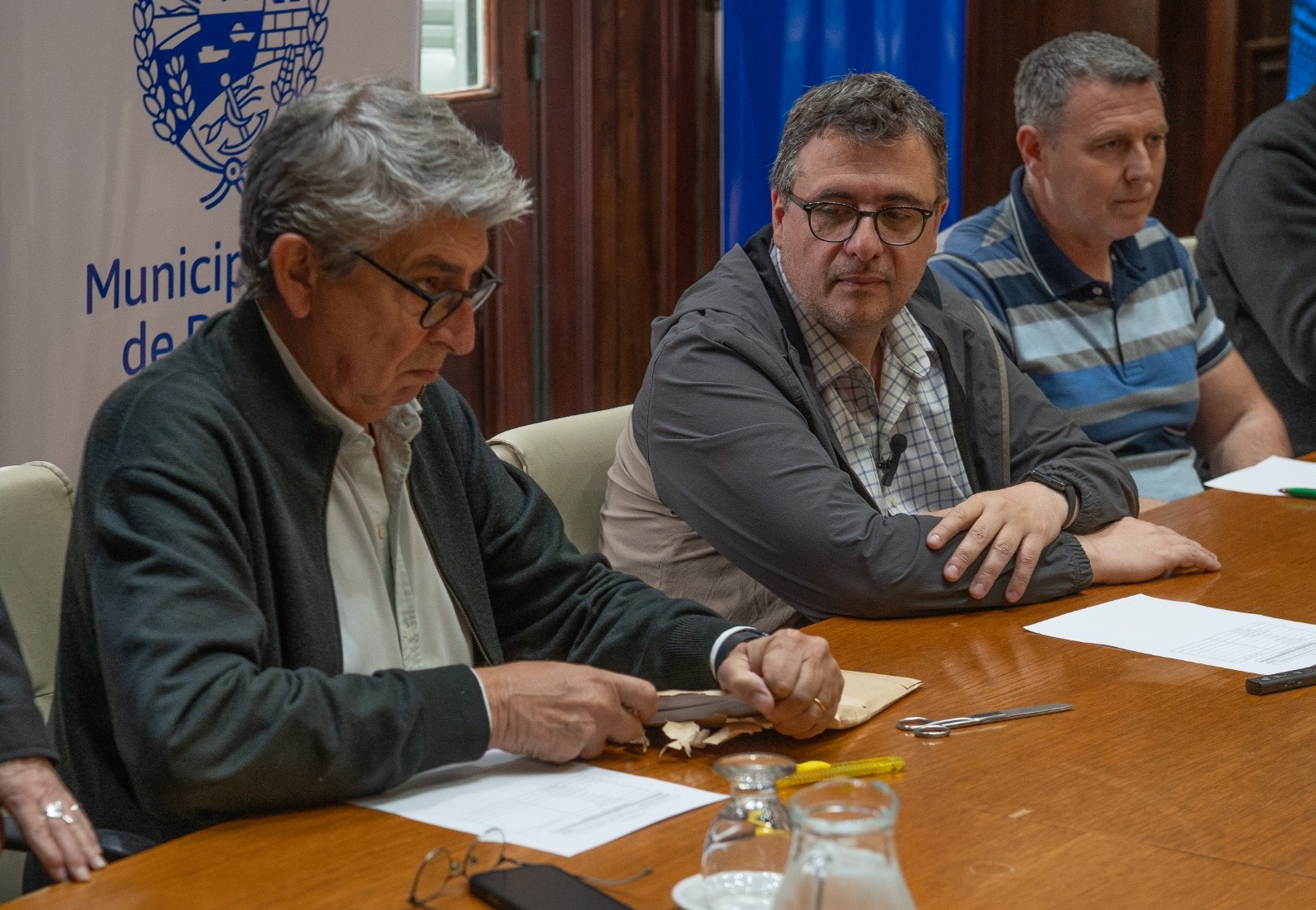 Noticias MR | La Municipalidad avanza con un plan para retirar el cableado aéreo en desuso Noticias MR | La Municipalidad avanza con un plan para retirar el cableado aéreo en desuso